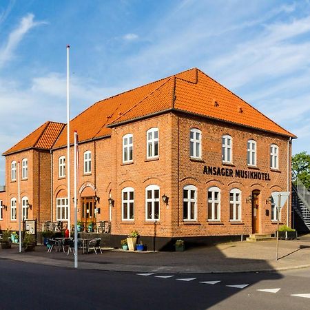 Ansager Hotel Og Hytteby Exterior photo